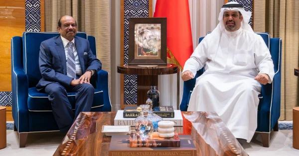 معالي وزير المالية والاقتصاد الوطني يلتقي رئيس مجلس إدارة "مجموعة لولو"